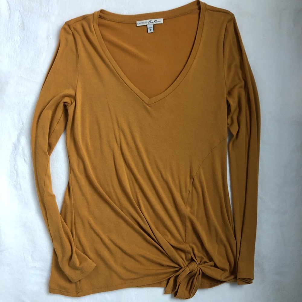 Express Side Tie Tee